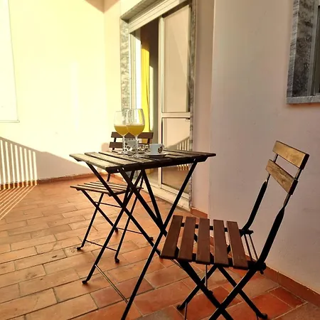 Happy House - Faro