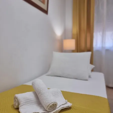 Happy House - Distrito de Faro