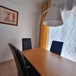 Apartment Happy House - *